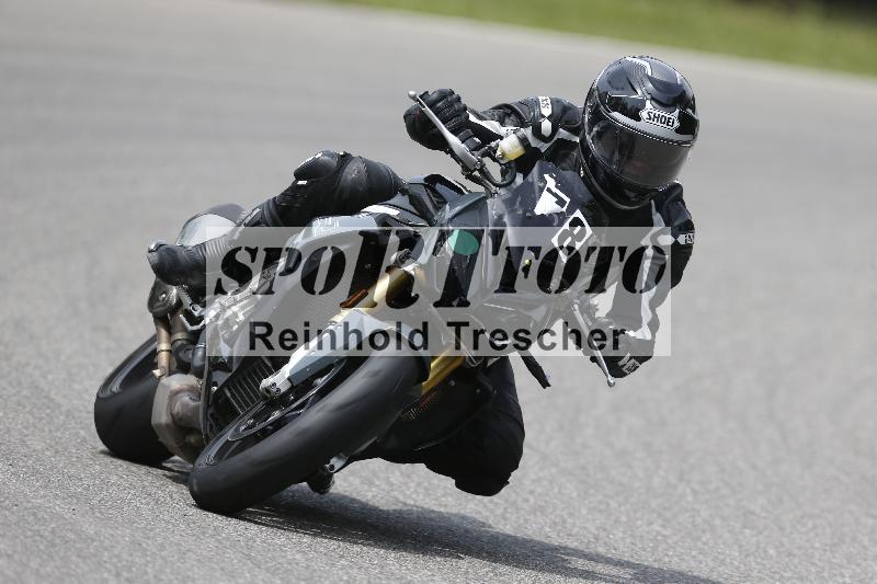 Archiv-2025/25 10.06.2025 MaxRacing ADR/Gruppe gruen/78